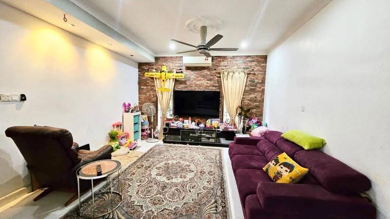 Bungalow House untuk Dijual di Banting (Selangor) - Ahmad Muslim - Living Room - PropertyGuru.com.my