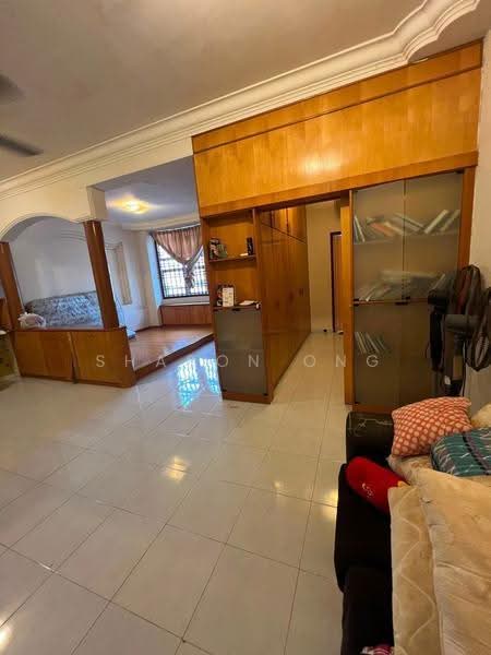 2.5-storey Terraced House for Sale in Taman Pulai Utama (Skudai) - Sharon Ong - Living Room - PropertyGuru.com.my