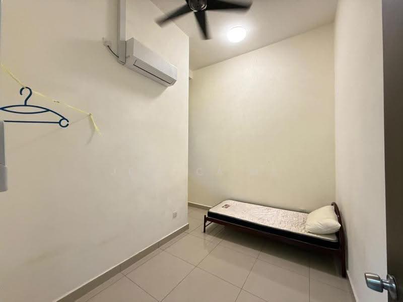 2-storey Terraced House for Rent in Taman Mount Austin (Tebrau) - Jessica Ma - Bedroom - PropertyGuru.com.my