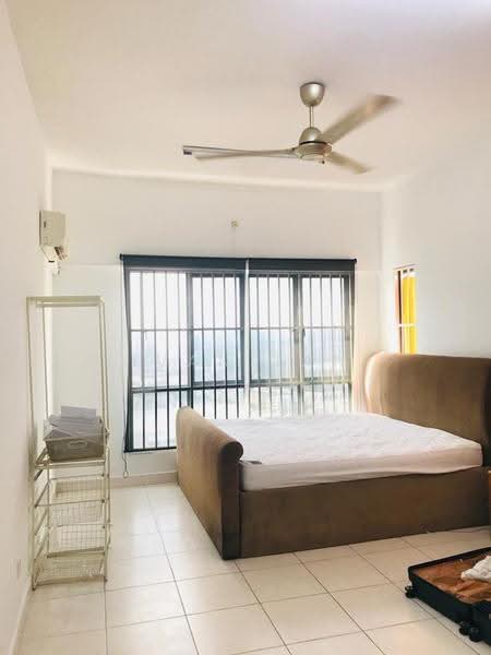 Kediaman Servis untuk Dijual di SetiaWalk - Ivan Tan - Bedroom - PropertyGuru.com.my