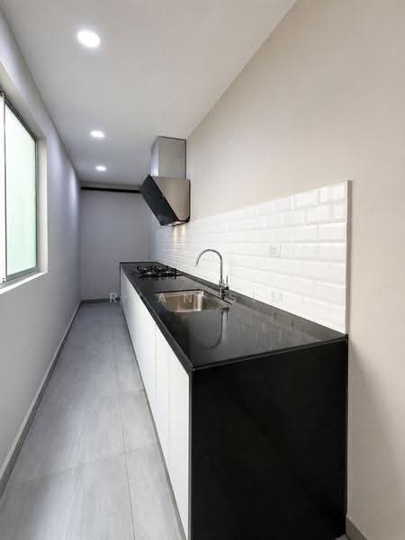 3-storey Terraced House for Sale in Gelugor (Penang) - Ryan Sim - Kitchen - PropertyGuru.com.my