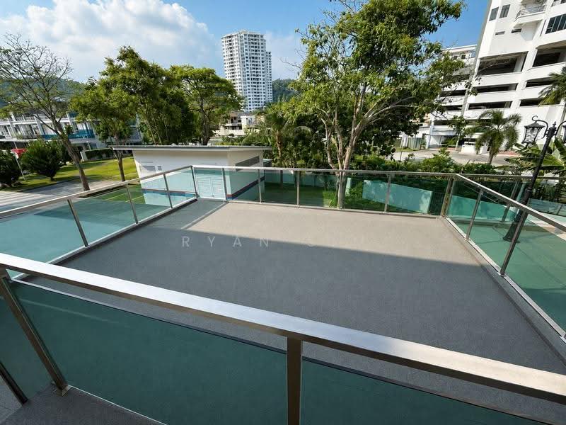3-storey Terraced House for Sale in Gelugor (Penang) - Ryan Sim - Exterior - PropertyGuru.com.my