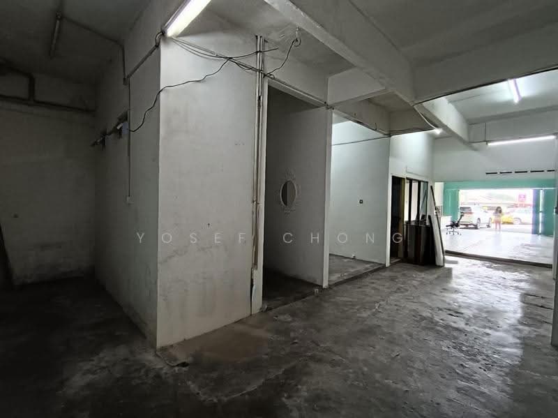Kedai untuk Disewa di Taman Ungku Tun Aminah (Skudai) - Yosef Chong - Interior - PropertyGuru.com.my