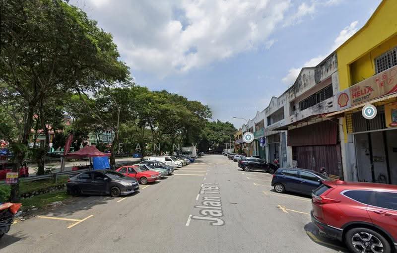 Warehouse for Rent in Taman Industri Bolton (Batu Caves) - Fanny Tay - Exterior - PropertyGuru.com.my
