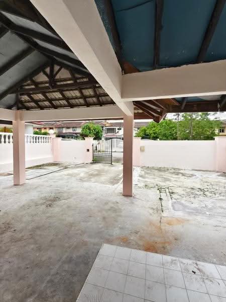 Semi-Detached House for Sale in Taman Bukit Kempas (Tampoi) - Sharon Ong - Exterior - PropertyGuru.com.my