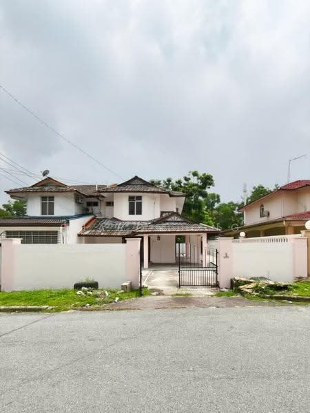 Semi-Detached House for Sale in Taman Bukit Kempas (Tampoi) - Sharon Ong - Exterior - PropertyGuru.com.my