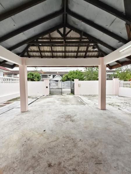 Semi-Detached House for Sale in Taman Bukit Kempas (Tampoi) - Sharon Ong - Exterior - PropertyGuru.com.my