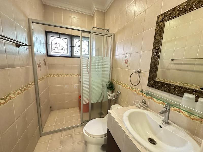 Bungalow House untuk Dijual di Ampang Jaya (Ampang) - Angel Ng - Bathroom - PropertyGuru.com.my