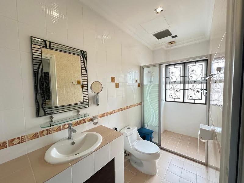 Bungalow House untuk Dijual di Ampang Jaya (Ampang) - Angel Ng - Bathroom - PropertyGuru.com.my