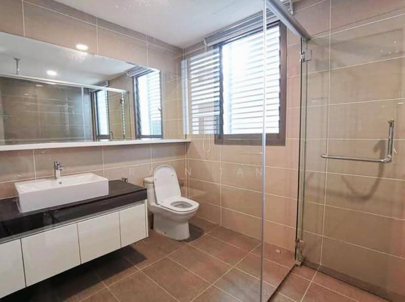 Service Residence for Sale at Veranda Residence - Ryan Tan - Bathroom - PropertyGuru.com.my