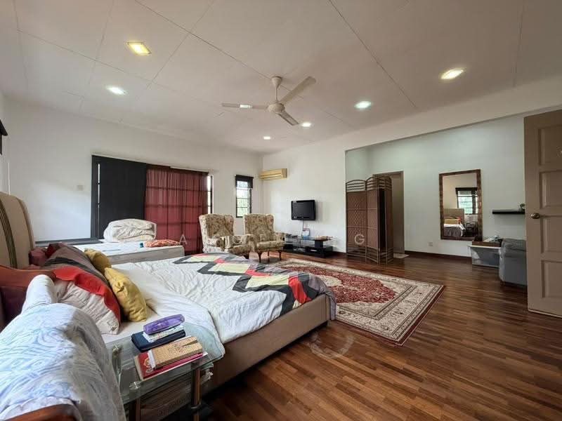 Bungalow House untuk Dijual di Ampang Jaya (Ampang) - Angel Ng - Bedroom - PropertyGuru.com.my