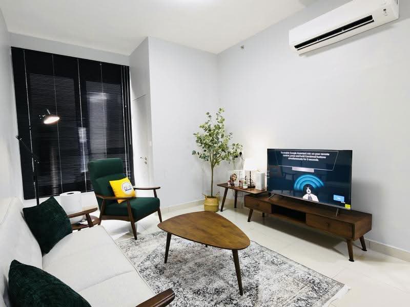 Kediaman Servis untuk Disewa di BeCentral @ i-City - Estee Lee - Living Room - PropertyGuru.com.my