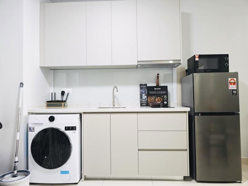 Kediaman Servis untuk Disewa di BeCentral @ i-City - Estee Lee - Kitchen - PropertyGuru.com.my