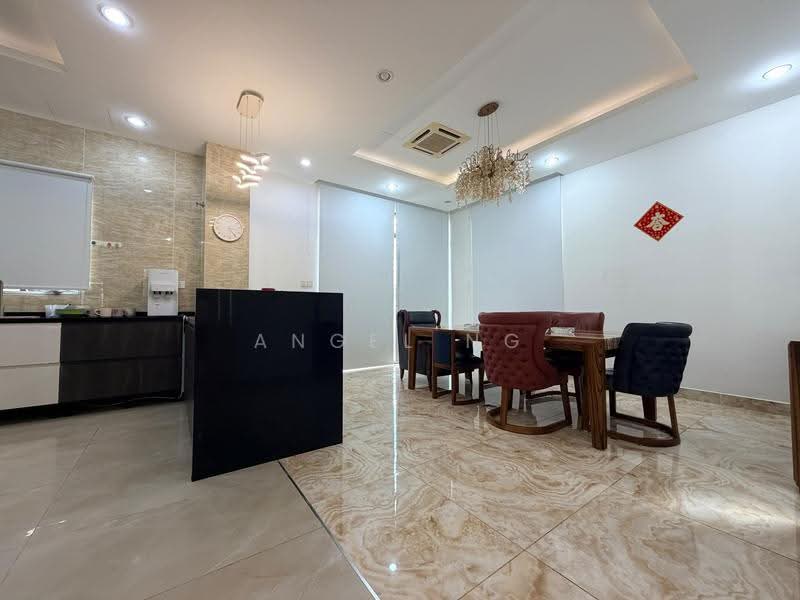 Rumah Berkembar untuk Dijual di Ampang (Ampang) - Angel Ng - Dining Room - PropertyGuru.com.my