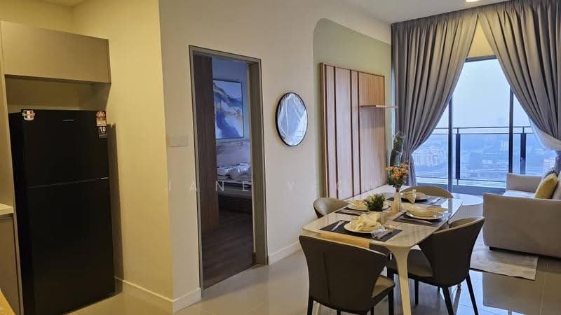Kediaman Servis untuk Disewa di 8th & Stellar - Jane Yeow - Dining Room - PropertyGuru.com.my