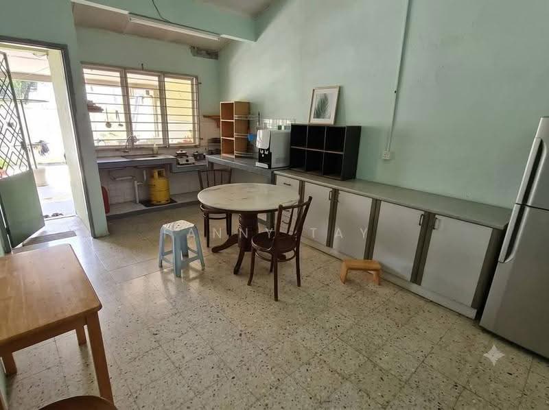 1-storey Terraced House for Sale in Bandar Baru Sri Petaling (Sri Petaling) - Fanny Tay - Kitchen - PropertyGuru.com.my