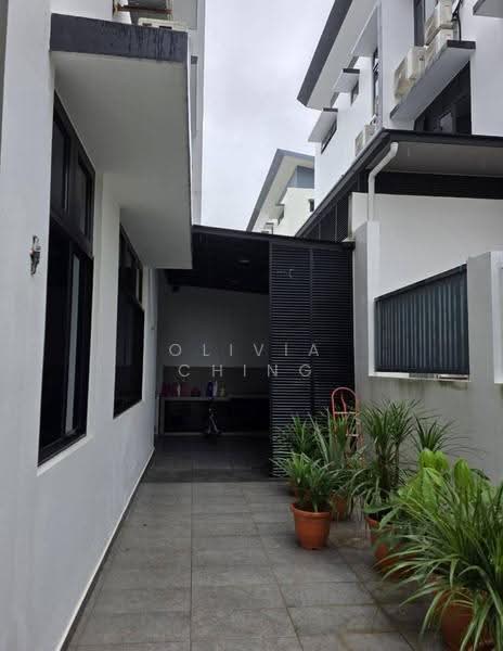 Rumah Berkembar untuk Dijual di Nusa Sentral (Iskandar Puteri (Nusajaya)) - Olivia Ching - Exterior - PropertyGuru.com.my