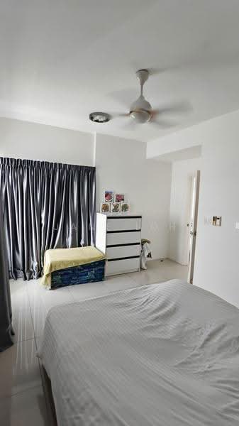 Kondominium untuk Dijual di Ujana Executive Apartment - Jane Loh - Bedroom - PropertyGuru.com.my