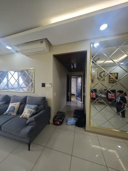 Kediaman Servis untuk Disewa di You City 3 - Rex Tan - Living Room - PropertyGuru.com.my