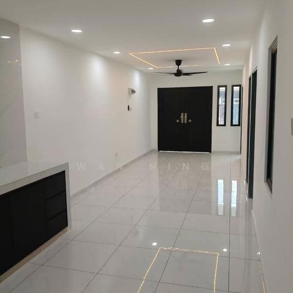 Rumah Teres 1-Tingkat untuk Dijual di Taman Sri Skudai (Skudai) - Wan Ning - Living Room - PropertyGuru.com.my
