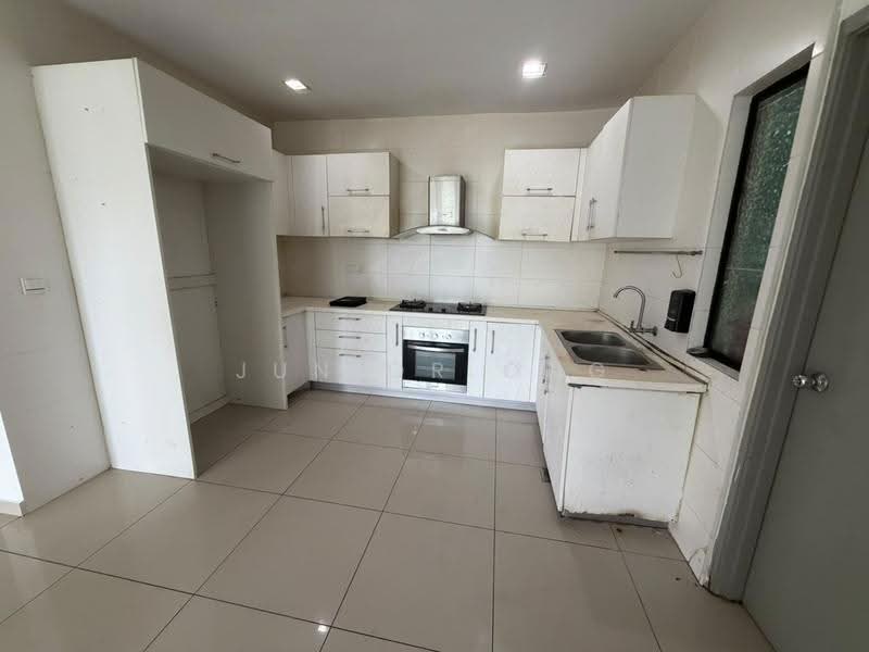 Kondominium untuk Dijual di T-Parkland - Junior Ong - Kitchen - PropertyGuru.com.my