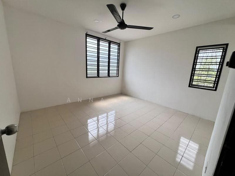 3-storey Terraced House for Sale in Taman Megah Ria (Masai) - Anna Woon - Interior - PropertyGuru.com.my
