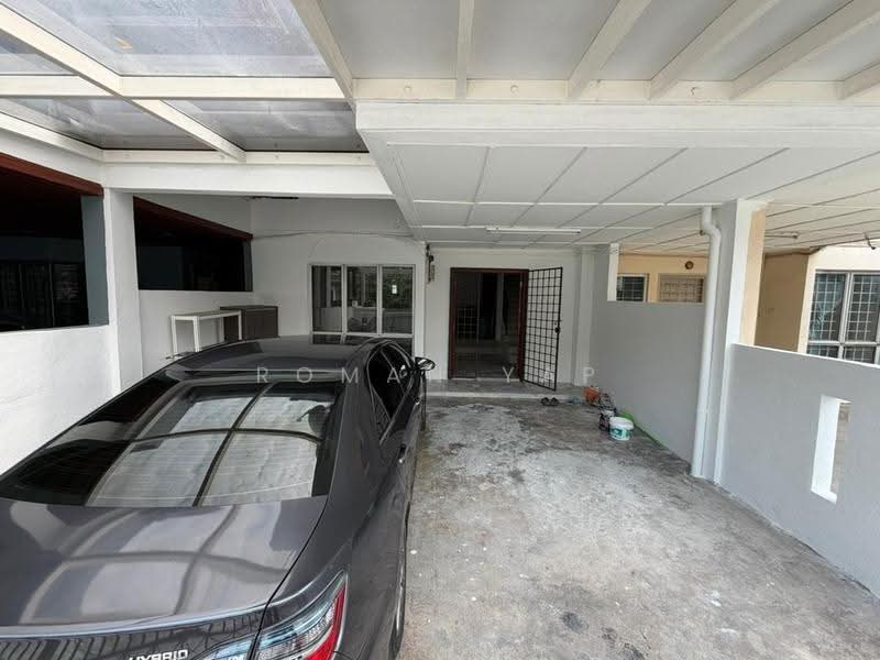 Terraced House for Sale in Bandar Country Homes (Rawang) - Roman Yap - Exterior - PropertyGuru.com.my