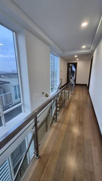 Bungalow House for Sale in USJ Heights (Subang Jaya) - Chester Cheng - Corridor - PropertyGuru.com.my