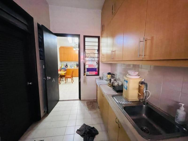 2-storey Terraced House for Sale in Bukit Jelutong (Shah Alam) - Amzar Faiz - PropertyGuru.com.my