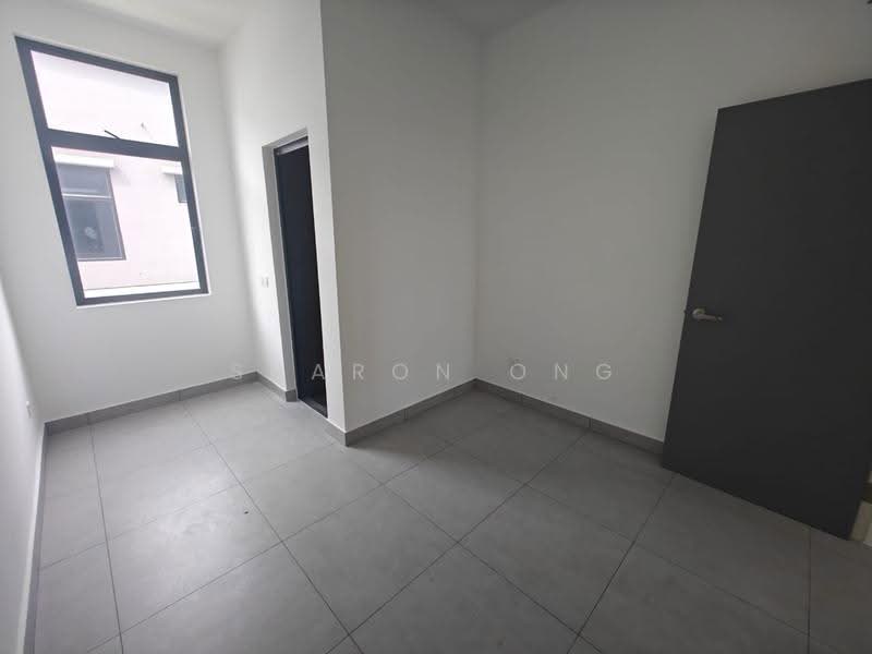 2-storey Terraced House for Sale in Taman Mount Austin (Tebrau) - Sharon Ong - Interior - PropertyGuru.com.my