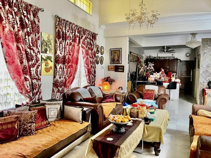 Rumah Berkembar untuk Dijual di Alam Damai (Cheras) - Dlynie Ooi - Living Room - PropertyGuru.com.my
