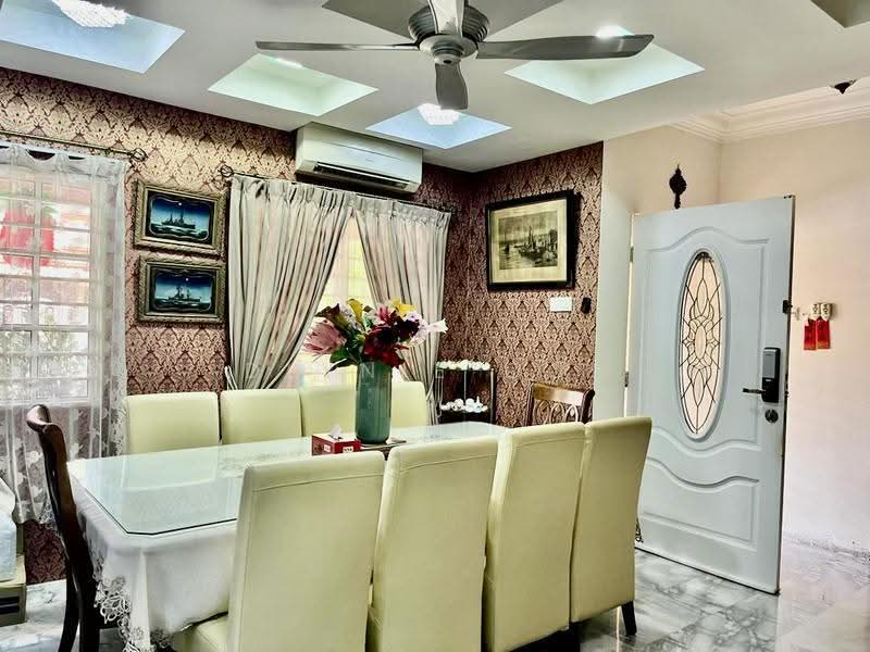 Rumah Berkembar untuk Dijual di Alam Damai (Cheras) - Dlynie Ooi - Dining Room - PropertyGuru.com.my