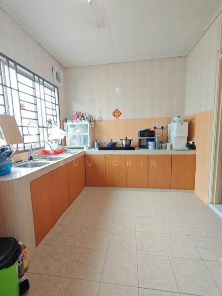 2-storey Terraced House for Sale in Bukit Indah (Iskandar Puteri (Nusajaya)) - Kuu Chin - Kitchen - PropertyGuru.com.my