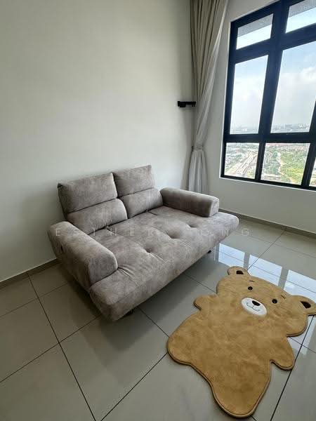 Kediaman Servis untuk Disewa di B11 Parkland Residence - Esther Yong - Living Room - PropertyGuru.com.my