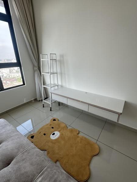 Kediaman Servis untuk Disewa di B11 Parkland Residence - Esther Yong - Living Room - PropertyGuru.com.my