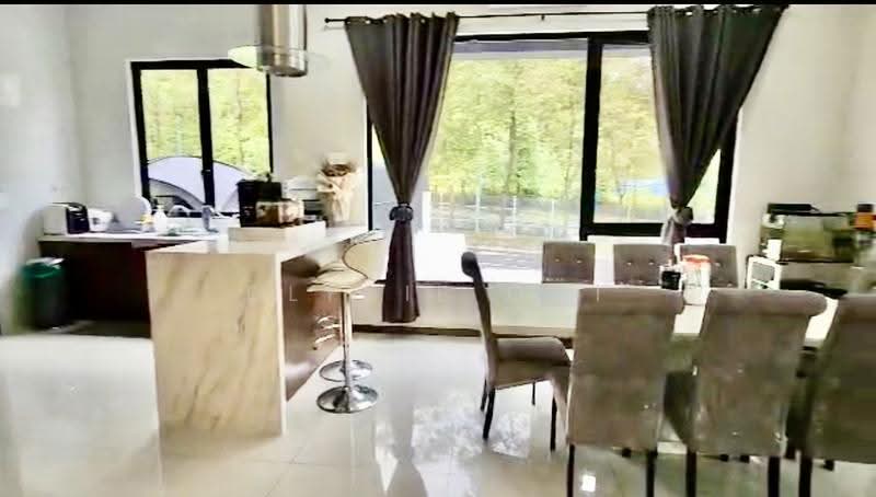 Rumah Berkembar untuk Dijual di Sierra Ukay (Ampang) - Dlynie Ooi - Kitchen - PropertyGuru.com.my