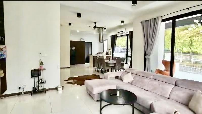 Rumah Berkembar untuk Dijual di Sierra Ukay (Ampang) - Dlynie Ooi - Living Room - PropertyGuru.com.my