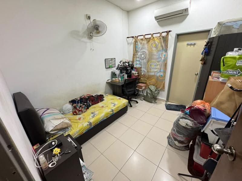 Rumah Teres 2-Tingkat untuk Dijual di Taman Desa Mas (Rawang) - Junior Ong - Bedroom - PropertyGuru.com.my