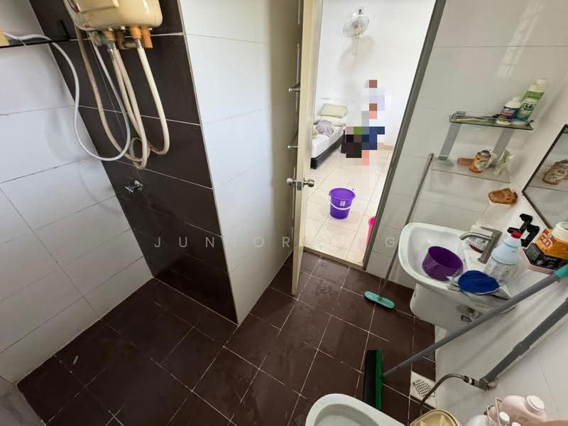 Rumah Teres 2-Tingkat untuk Dijual di Taman Desa Mas (Rawang) - Junior Ong - Bathroom - PropertyGuru.com.my