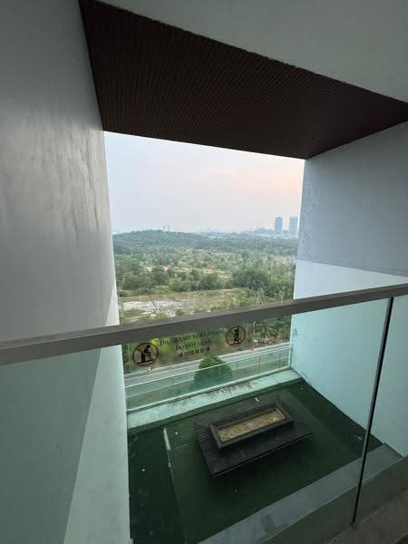 Kediaman Servis untuk Dijual di The Place @ Cyberjaya (Service Residence) - Alan Lai - Balcony - PropertyGuru.com.my