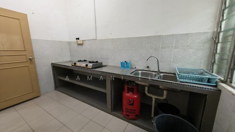 2-storey Terraced House for Rent in Masai (Johor) - Aamani Lee - Kitchen - PropertyGuru.com.my