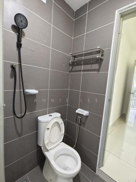Service Residence for Rent at KSL Residence @ Daya - Annie Lee - Bathroom - PropertyGuru.com.my