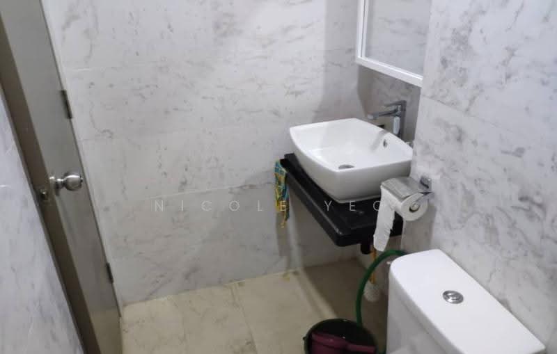 Condominium for Sale at Silverscape Residences - Nicole Yeo - Bathroom - PropertyGuru.com.my