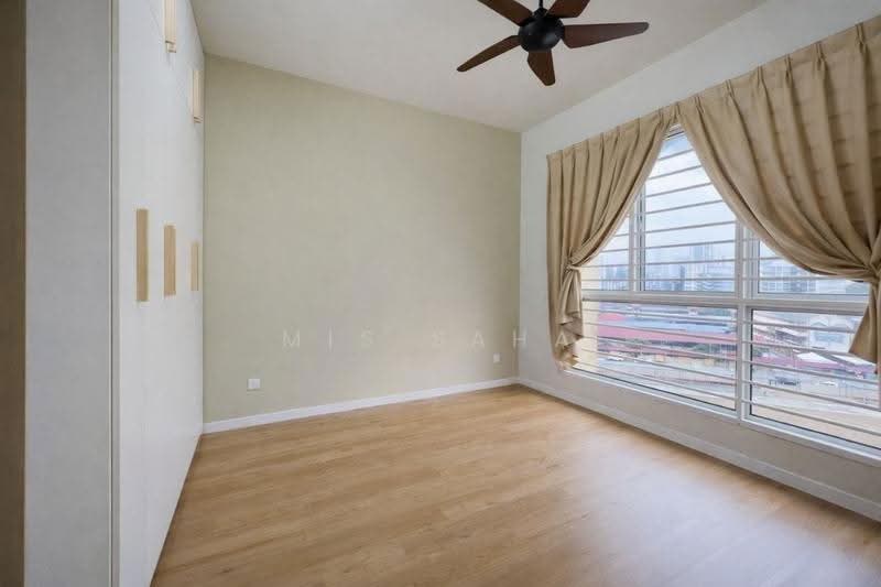 Condominium for Rent at Platinum Splendor Residence - Mis Saha - Bedroom - PropertyGuru.com.my