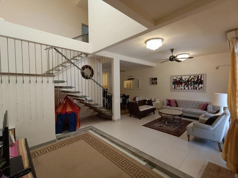 2-storey Terraced House for Sale in Bandar Enstek (Negeri Sembilan) - Wan Rafizal - Living Room - PropertyGuru.com.my