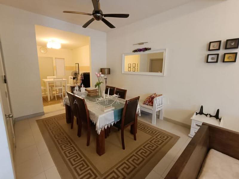 2-storey Terraced House for Sale in Bandar Enstek (Negeri Sembilan) - Wan Rafizal - Dining Room - PropertyGuru.com.my