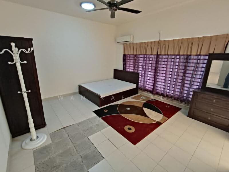 2-storey Terraced House for Sale in Bandar Enstek (Negeri Sembilan) - Wan Rafizal - Bedroom - PropertyGuru.com.my