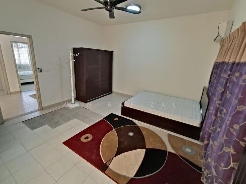 2-storey Terraced House for Sale in Bandar Enstek (Negeri Sembilan) - Wan Rafizal - Bedroom - PropertyGuru.com.my