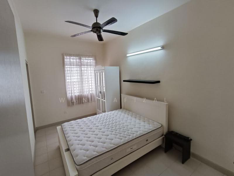 2-storey Terraced House for Sale in Bandar Enstek (Negeri Sembilan) - Wan Rafizal - Bedroom - PropertyGuru.com.my