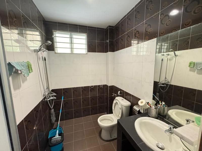 Bungalow House untuk Dijual di Bandar Country Homes (Rawang) - Junior Ong - Bathroom - PropertyGuru.com.my